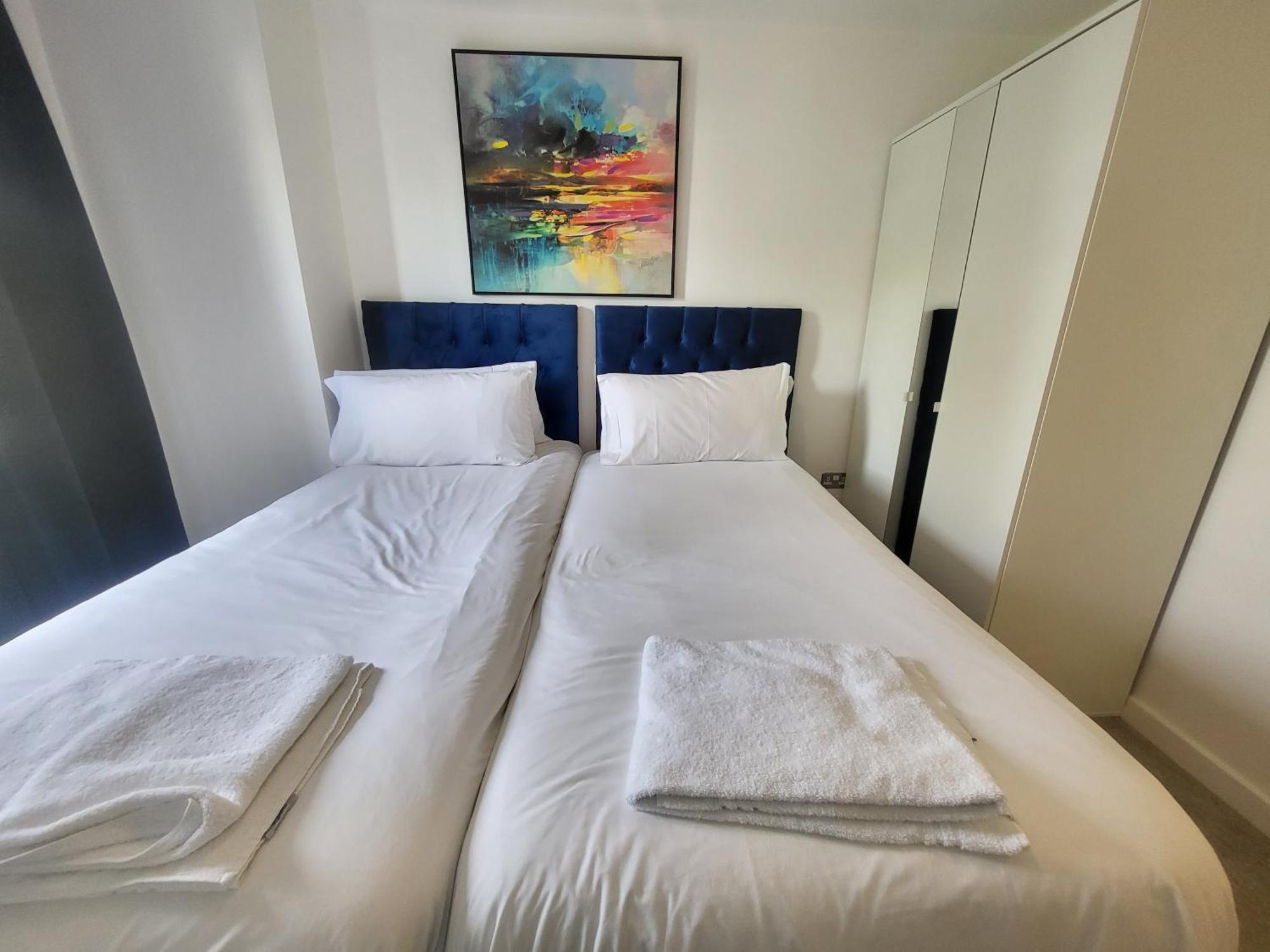 Garland Central City Apartment London 2 Ngoại thất bức ảnh