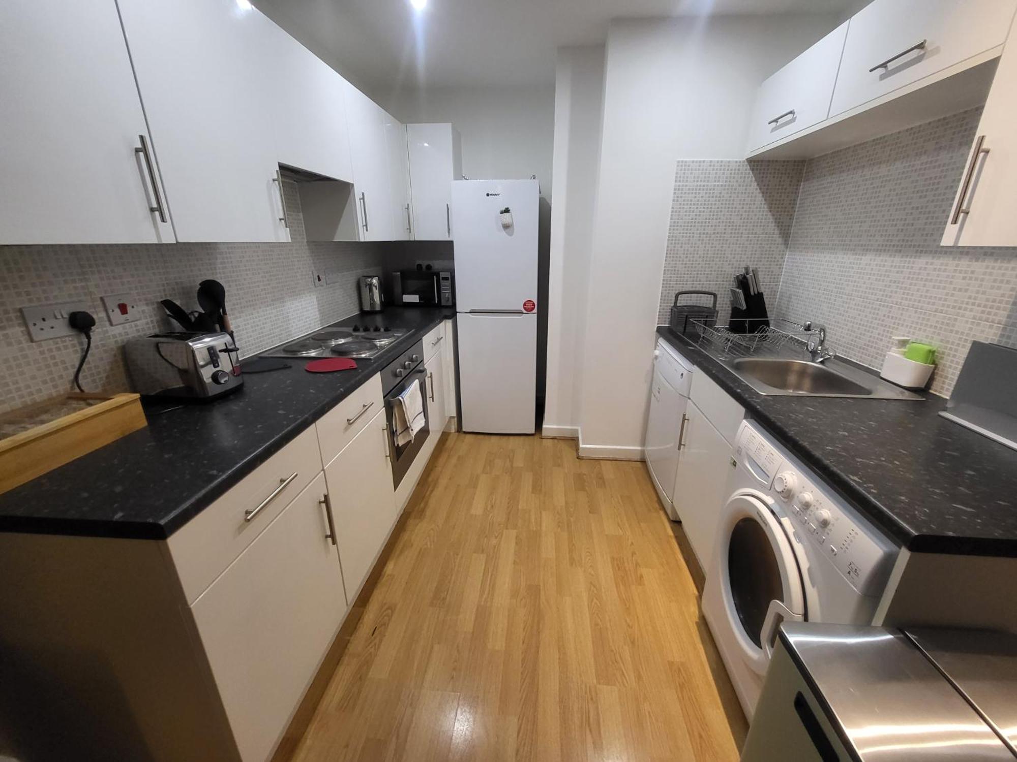 Garland Central City Apartment London 2 Ngoại thất bức ảnh