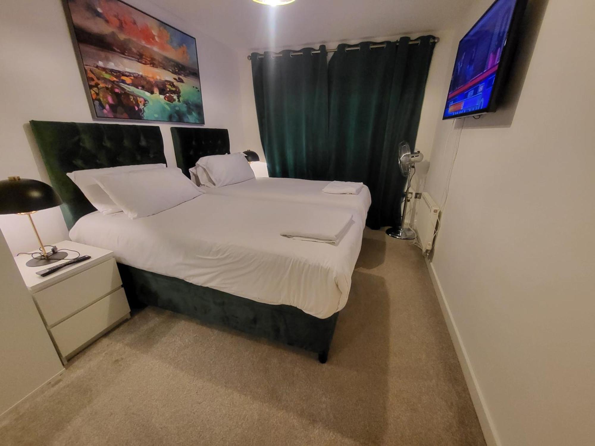 Garland Central City Apartment London 2 Ngoại thất bức ảnh
