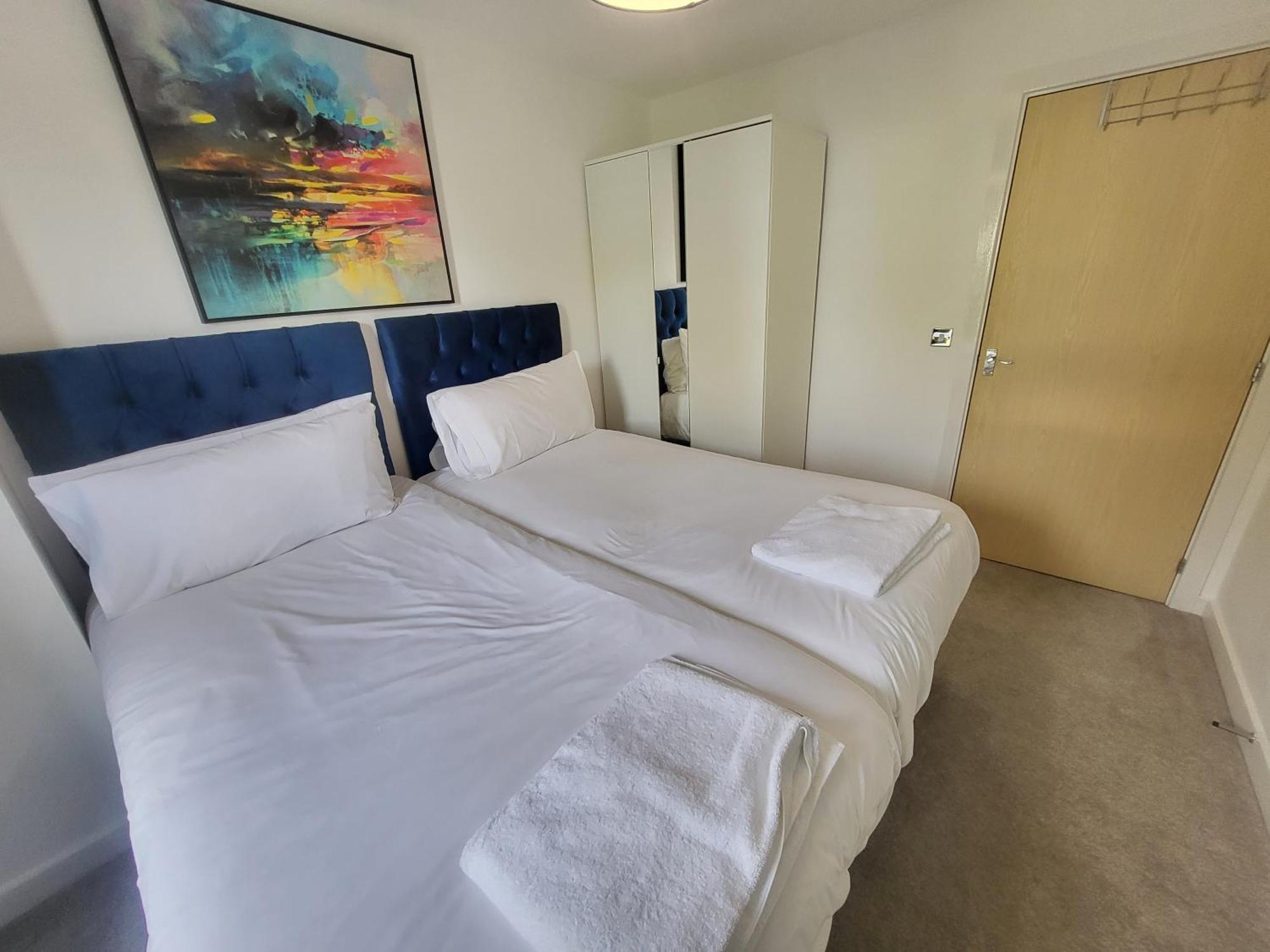 Garland Central City Apartment London 2 Ngoại thất bức ảnh