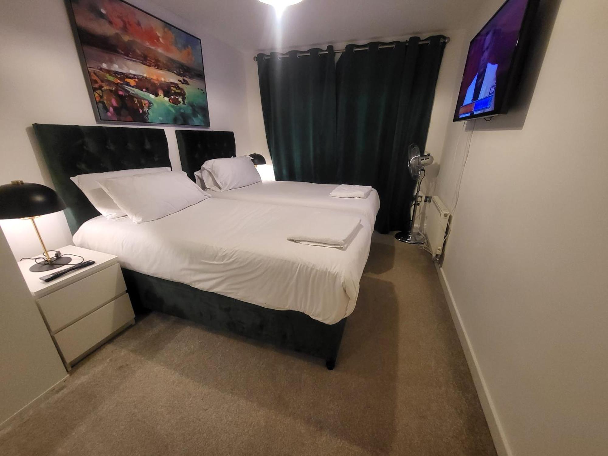 Garland Central City Apartment London 2 Ngoại thất bức ảnh